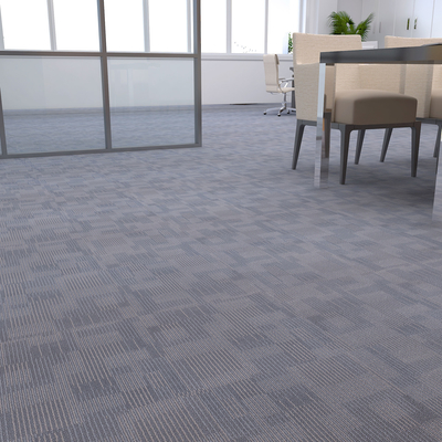 Legen Sie Entwurf PVC-Bodenfliesen mit Teppich aus, die trockene hintere leichte einfache installieren,/Ausschnitt